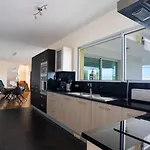 Villa Estrela Do Mar - By Lovelystay - Lovely, Sun Filled *