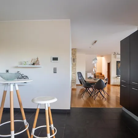 Estrela Do Mar - By Lovelystay - Lovely, Sun Filled * קלייטה