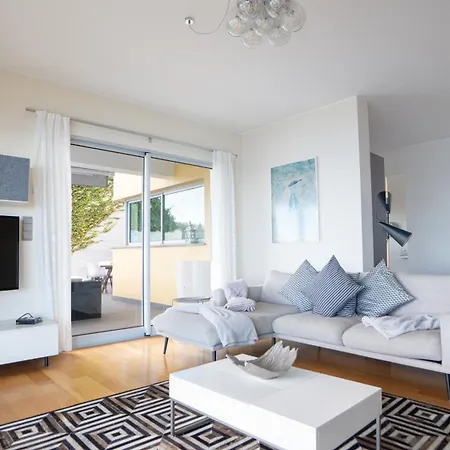 Estrela Do Mar - By Lovelystay - Lovely, Sun Filled Villa