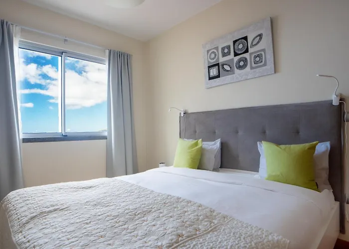 Estrela Do Mar - By Lovelystay - Lovely, Sun Filled