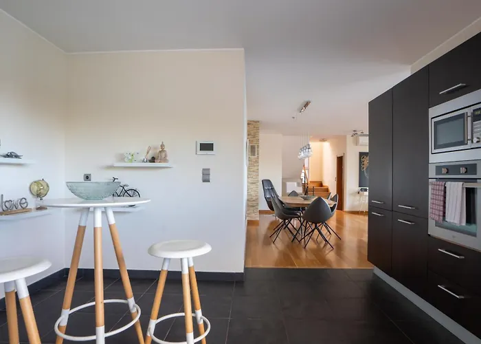 Estrela Do Mar - By Lovelystay - Lovely, Sun Filled * Calheta (Madeira)