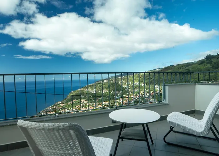 Villa Estrela Do Mar - By Lovelystay - Lovely, Sun Filled Calheta (Madeira)