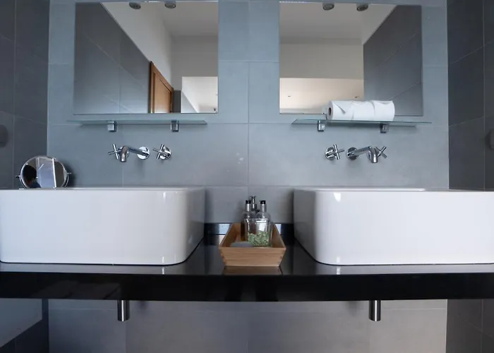 Estrela Do Mar - By Lovelystay - Lovely, Sun Filled *