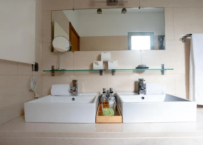 Villa Estrela Do Mar - By Lovelystay - Lovely, Sun Filled