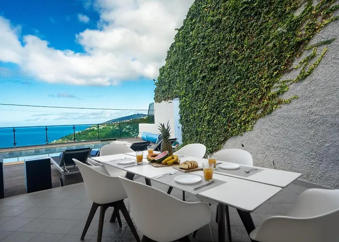 Estrela Do Mar - By Lovelystay - Lovely, Sun Filled Villa Calheta (Madeira)